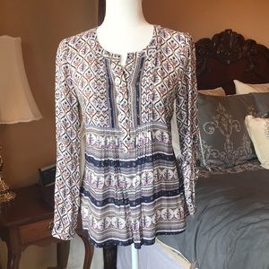 New NWT Daniel Rainn Top, size xs